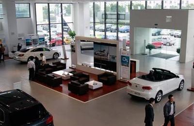 汽车销售大王,用18元创业起家,他的成功值得大家借鉴