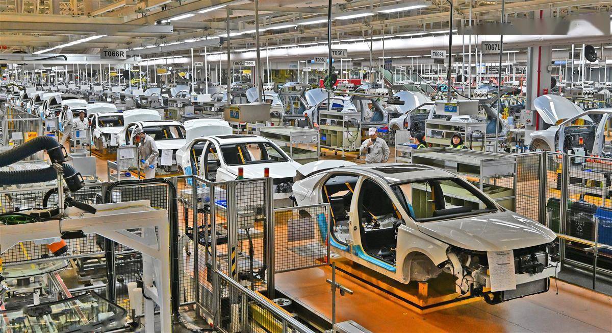 广汽传祺宜昌工厂日产汽车近400台_汽车_网